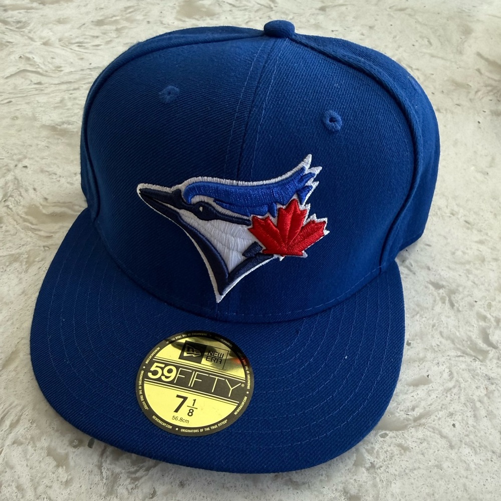 Toronto Blue Jays New Era Full Back 7 1/8 Brand New With Tags!